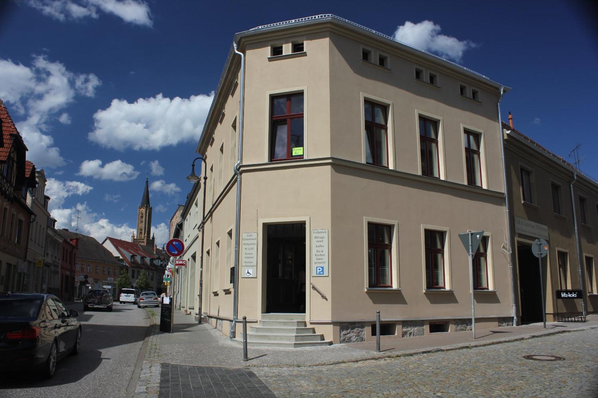Gaestehaus Innfernow Fürstenberg-Havel Buitenkant foto